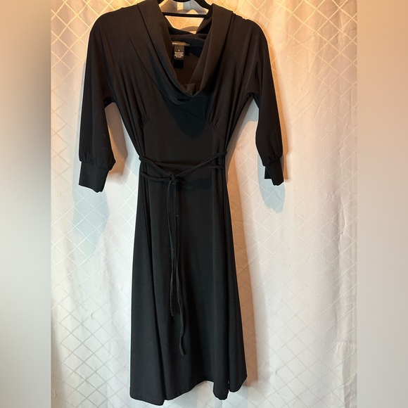 BCBG Max Azria Cuffed Sleeve Dress - Picture 8 of 8